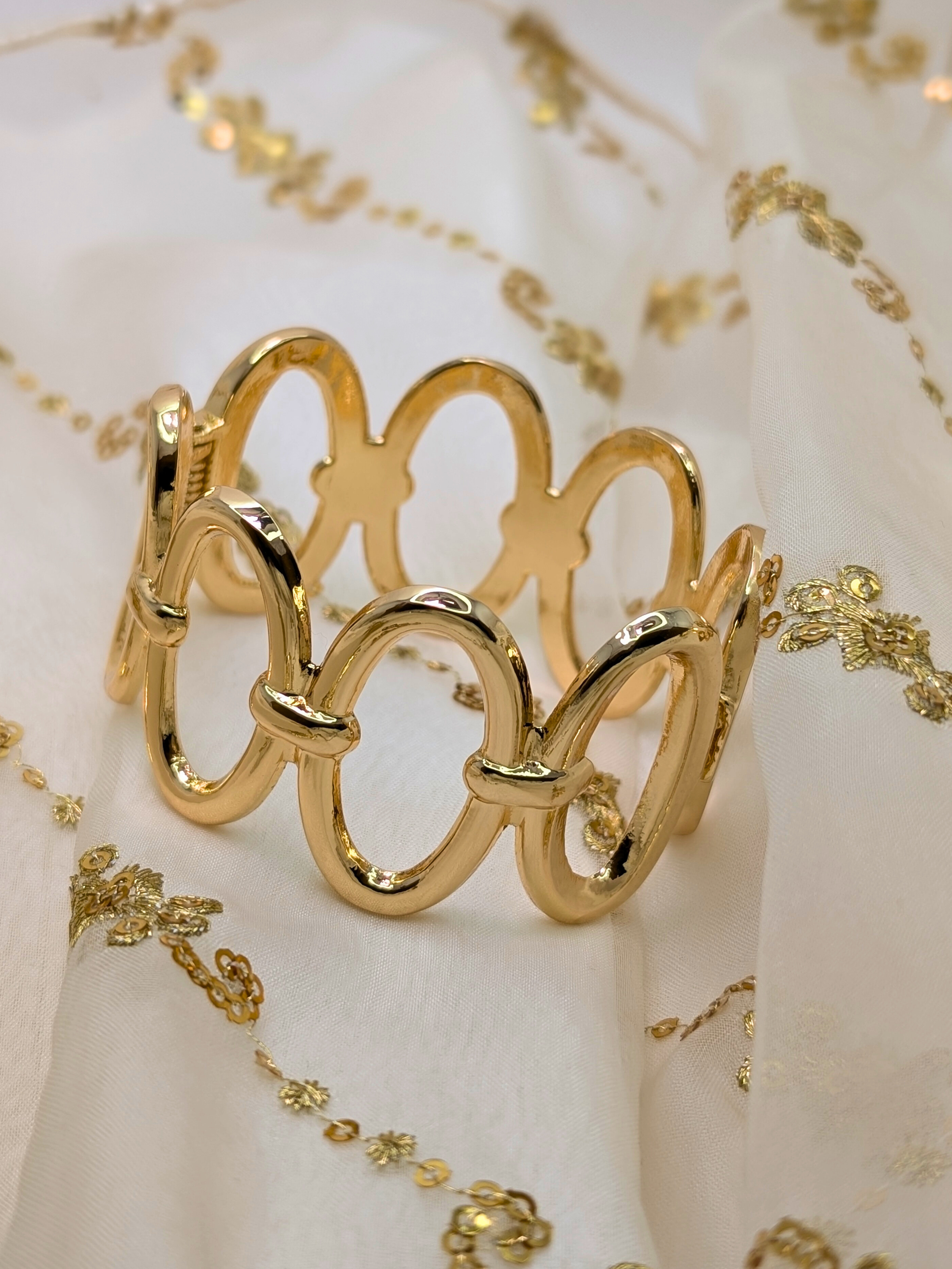 Luxe Interlocking Oval Statement Cuff