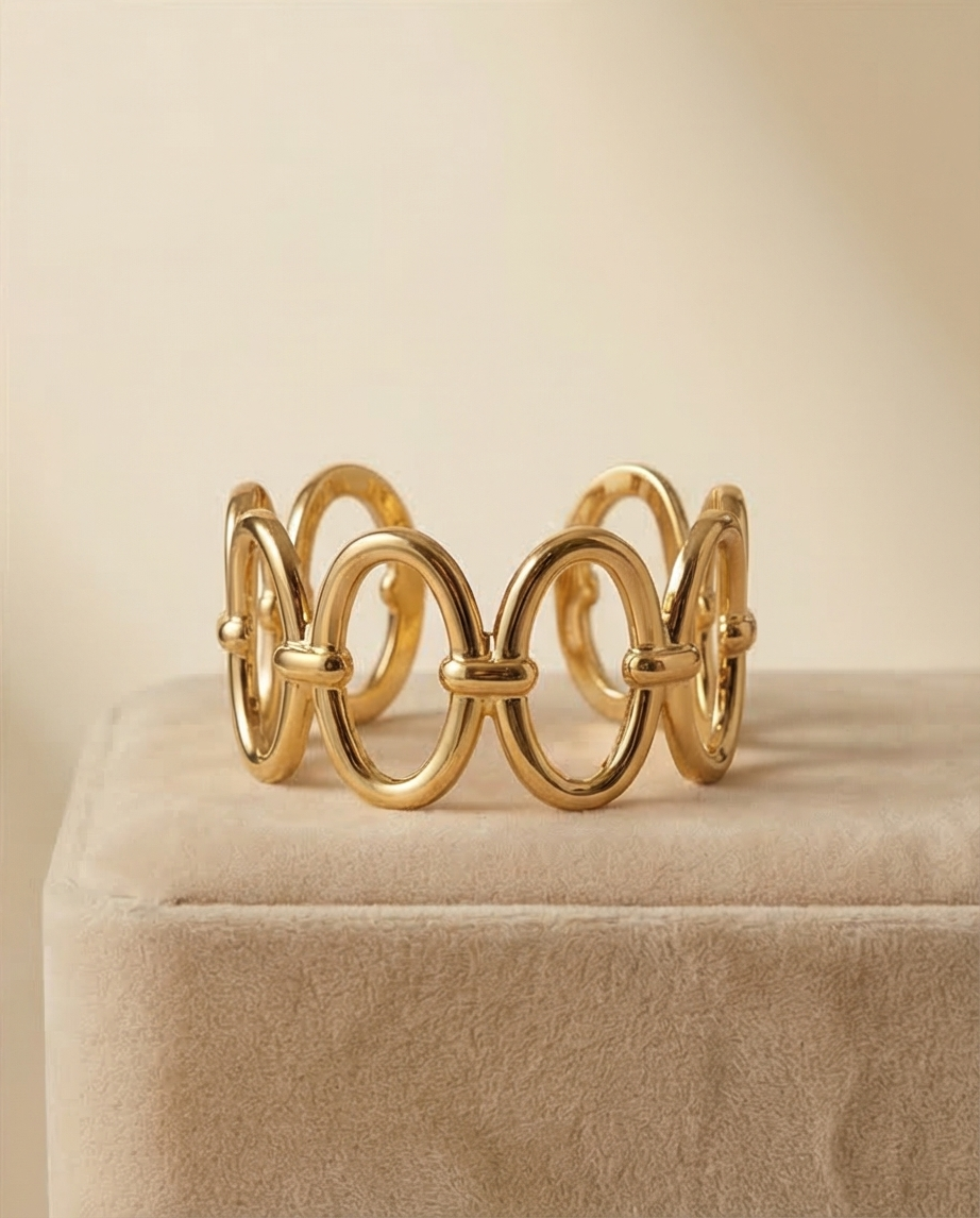 Luxe Interlocking Oval Statement Cuff