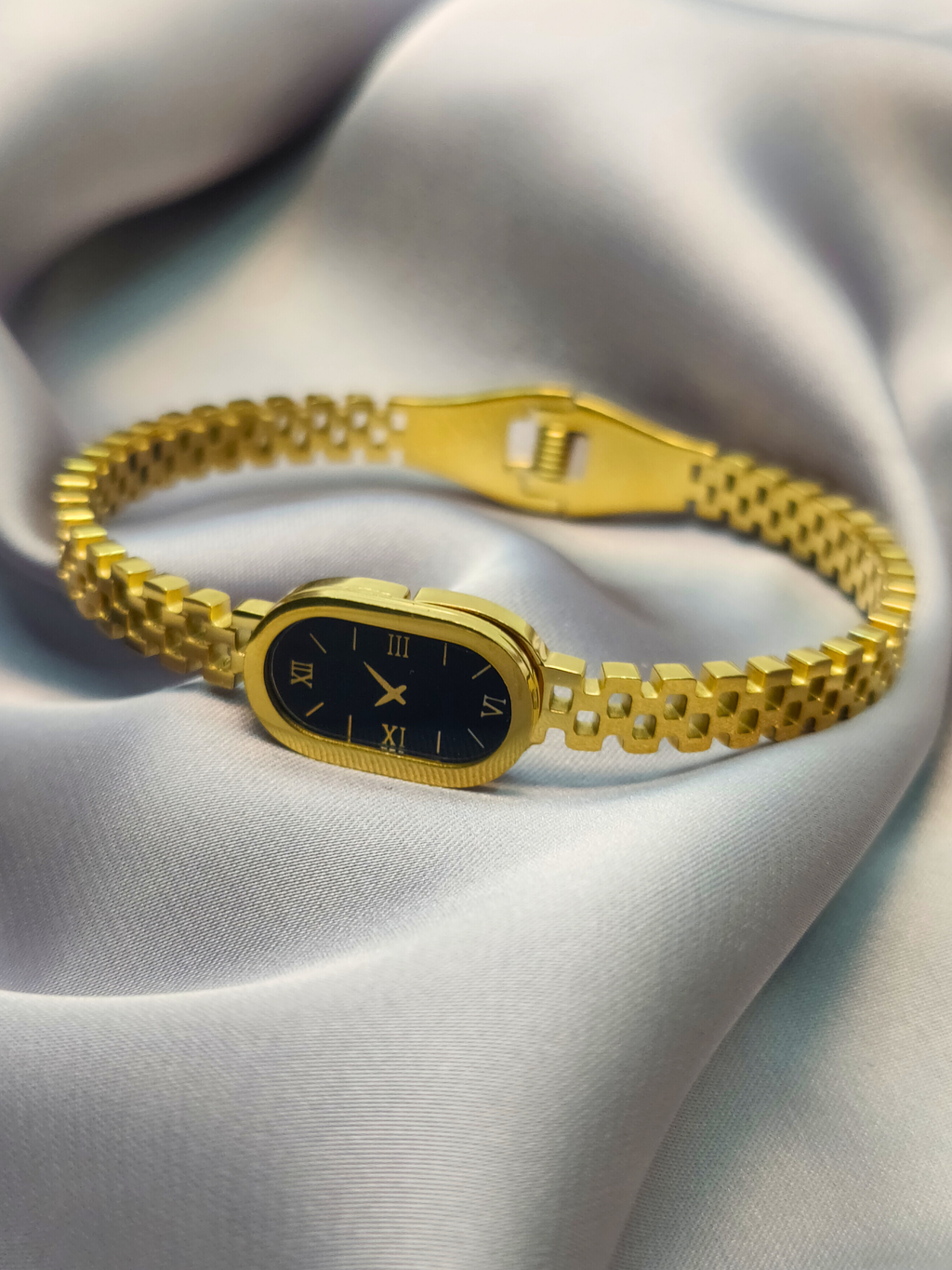 Oval Watch-Style Bracelet