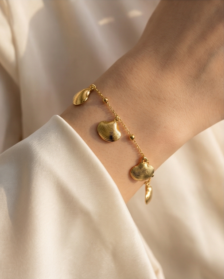Ocean Breeze Scallop Bracelet