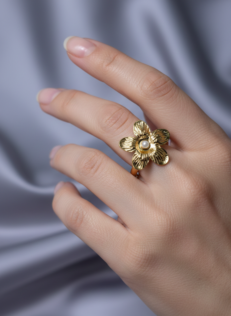 Bloom Pearl Ring