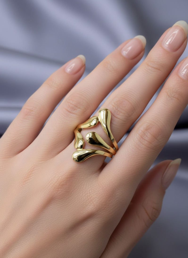Fluid Triple Teardrop Ring