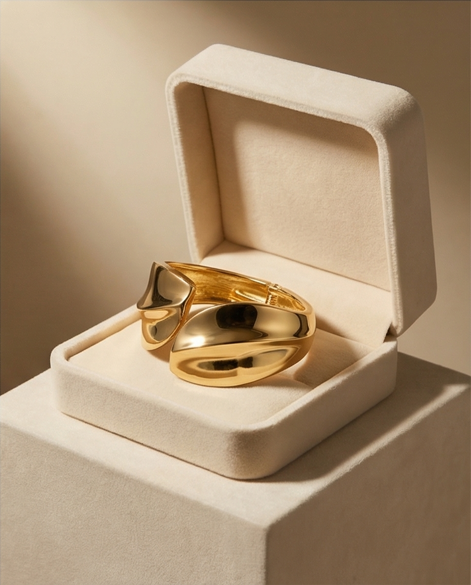 Aura Sculpted Gold Cuff