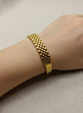 Golden Textured Link Bangle