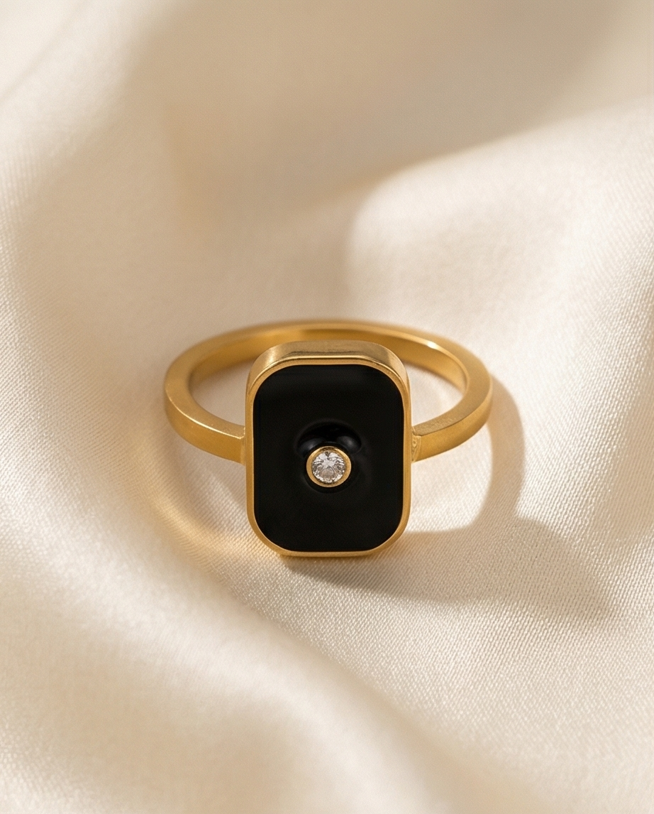 Rectangular Onyx-Style Solitaire Ring