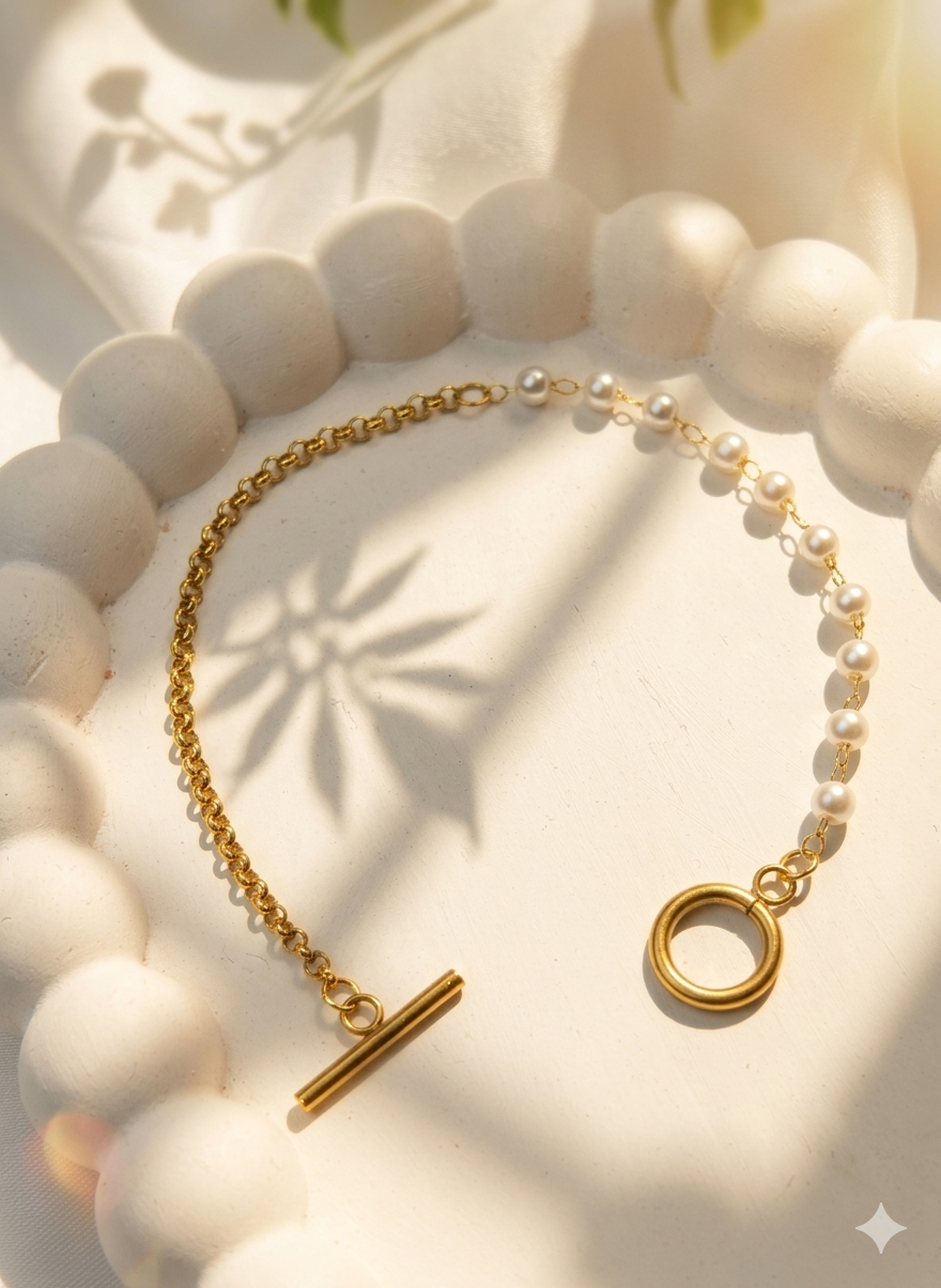 Luxe Pearl & Gold Toggle Bracelet
