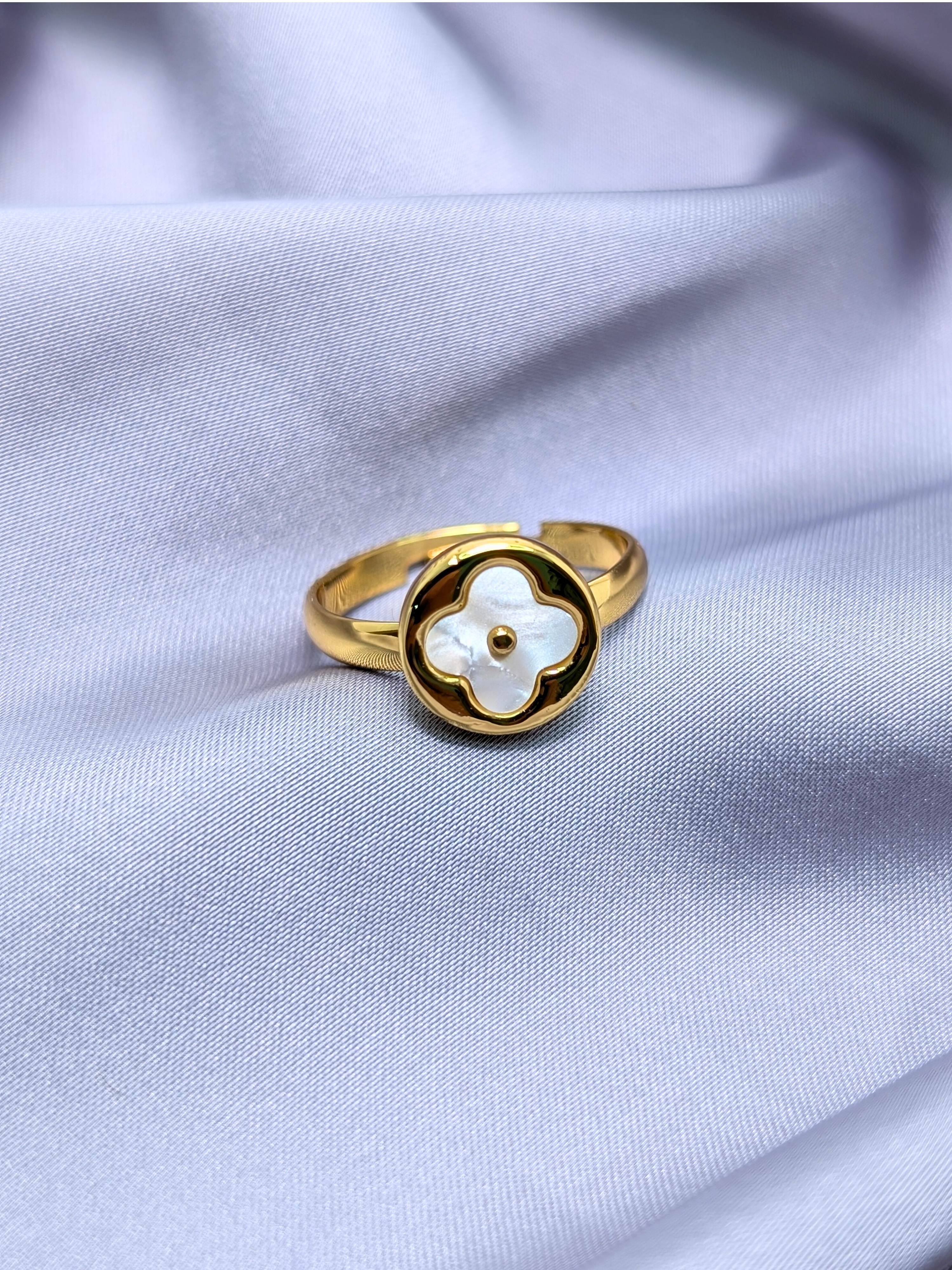 White Pearl Ring