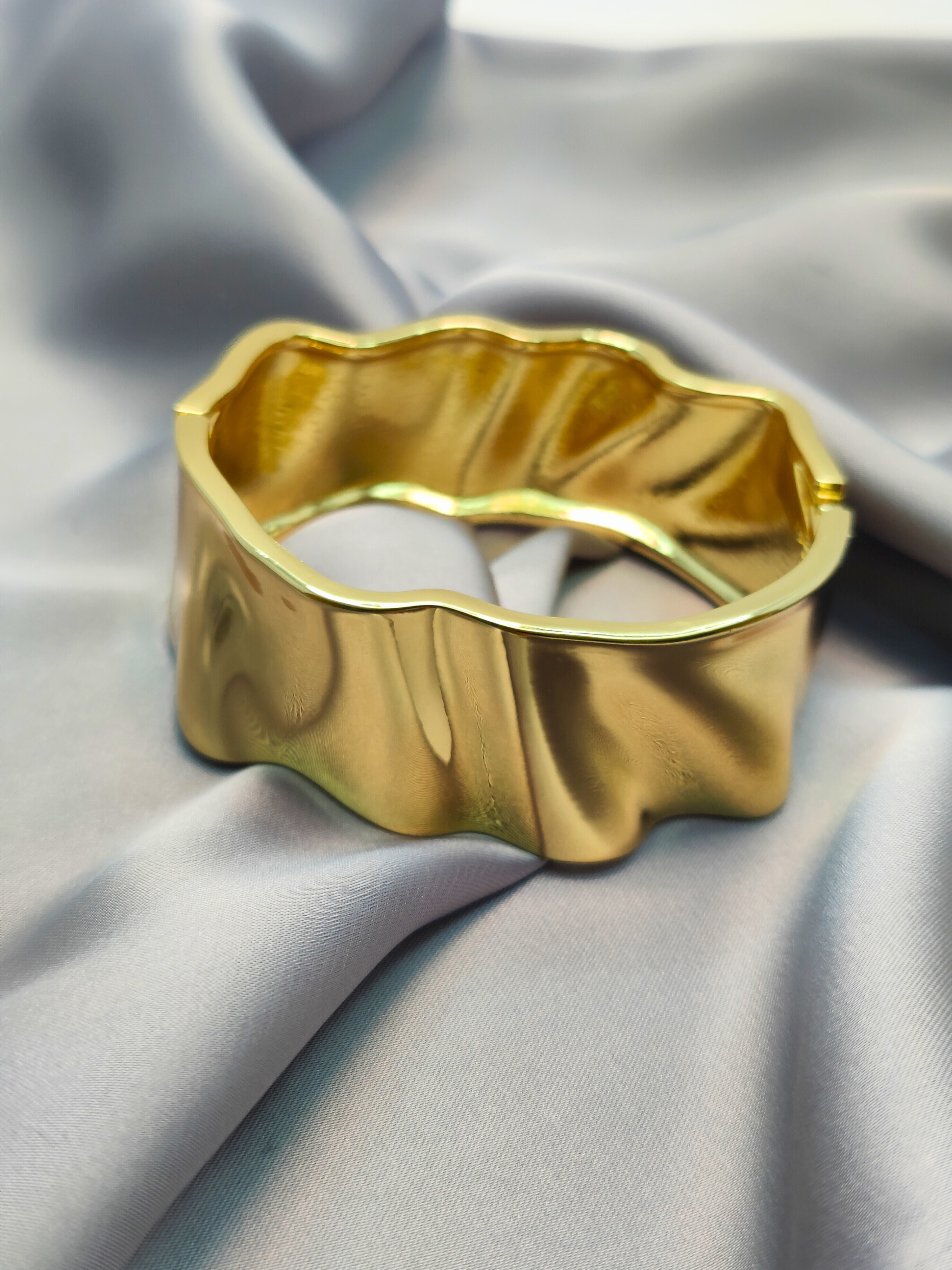 Molten Gold Wave Bangle
