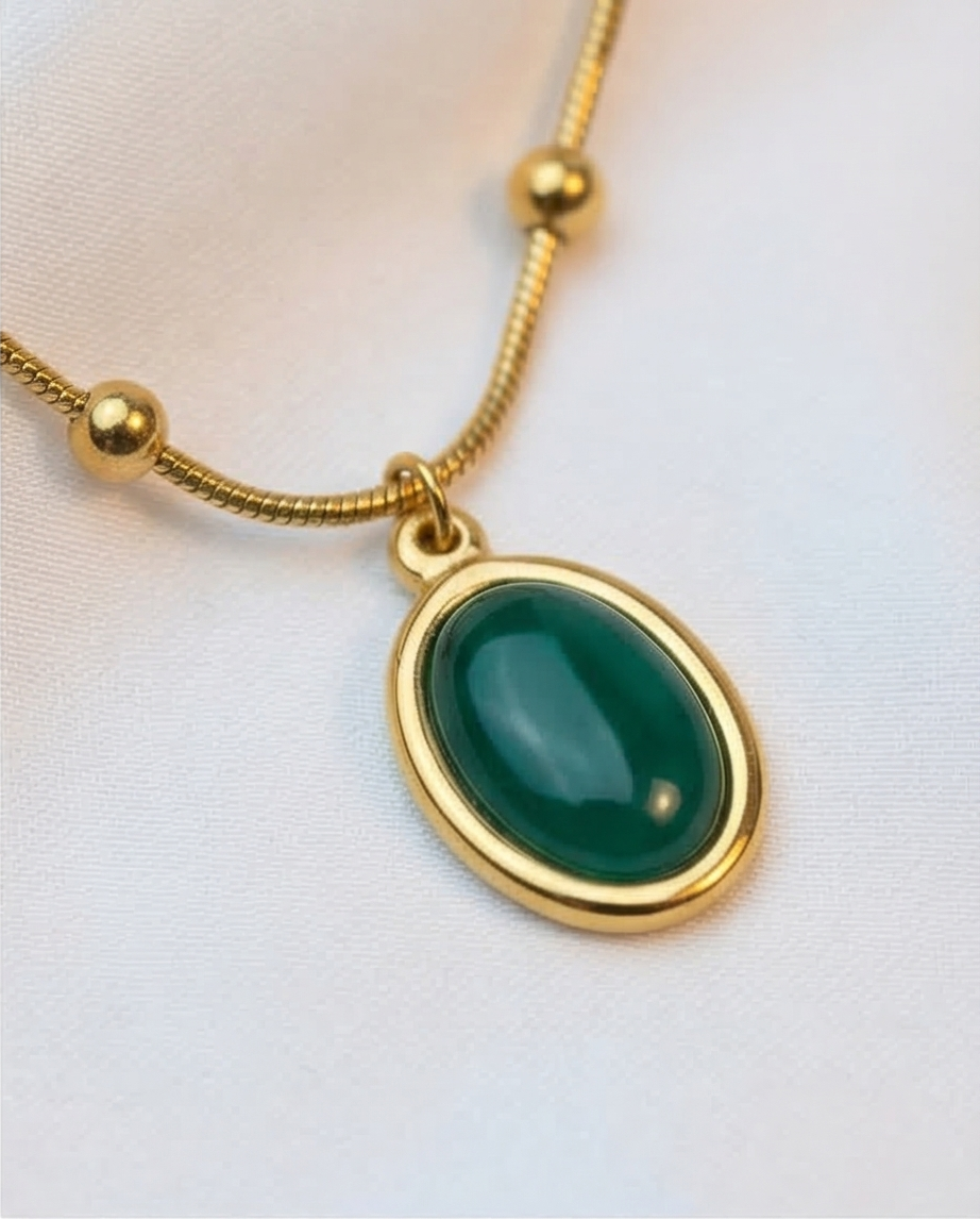 Oval Emerald Necklace