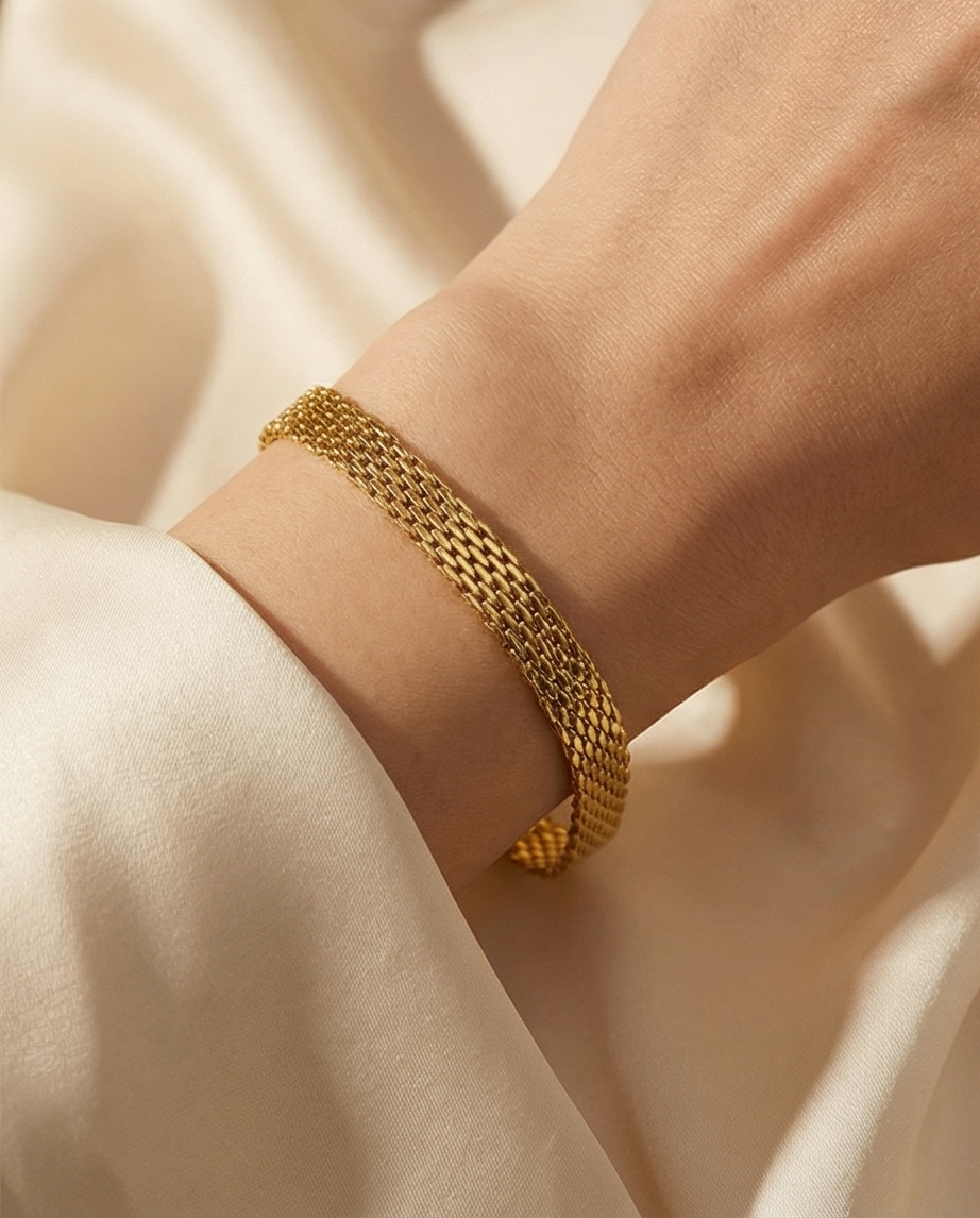 Heritage Mesh Statement Bracelet
