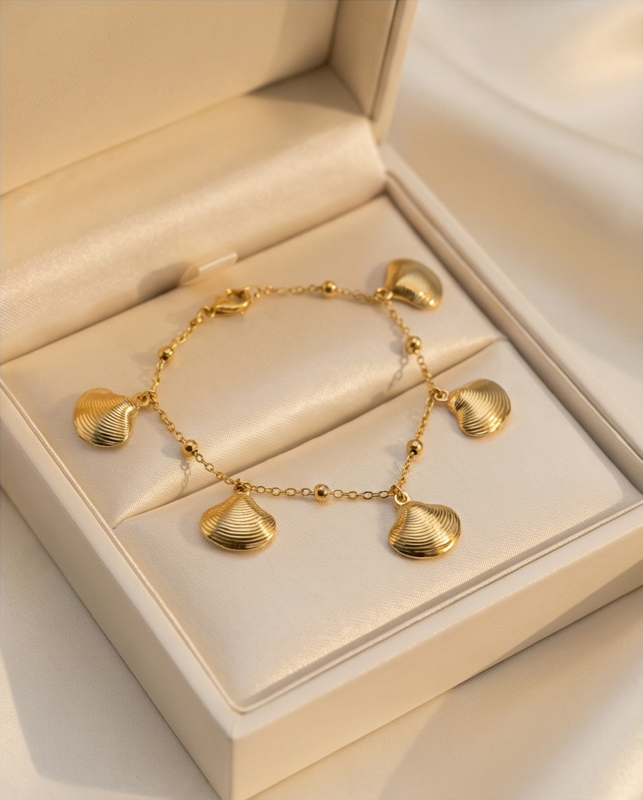 Ocean Breeze Scallop Bracelet