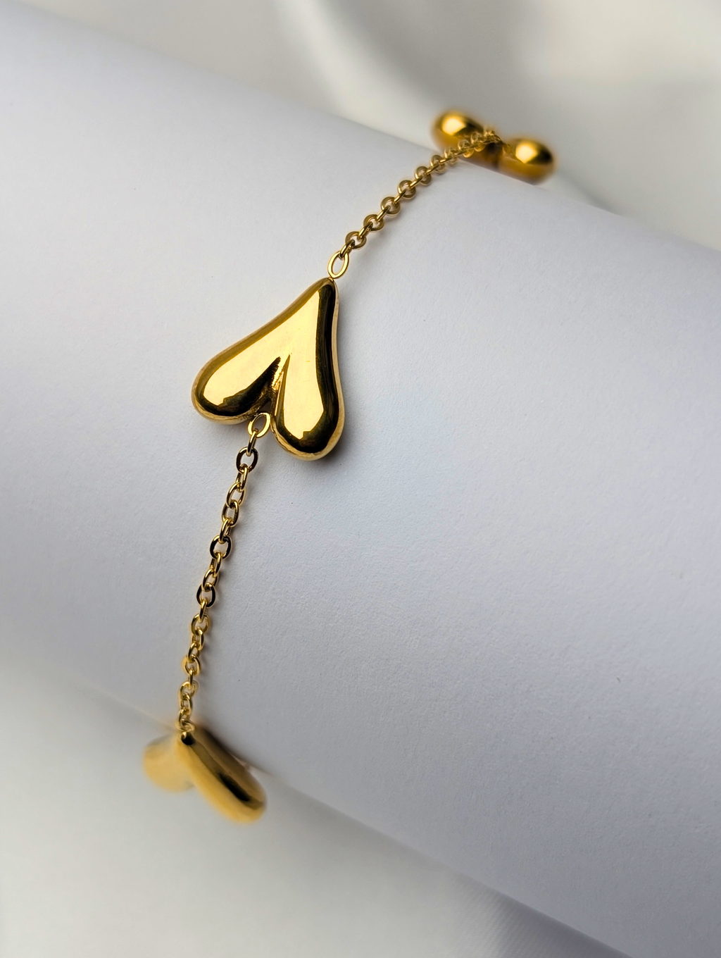 Eternal Heart Charm Bracelet