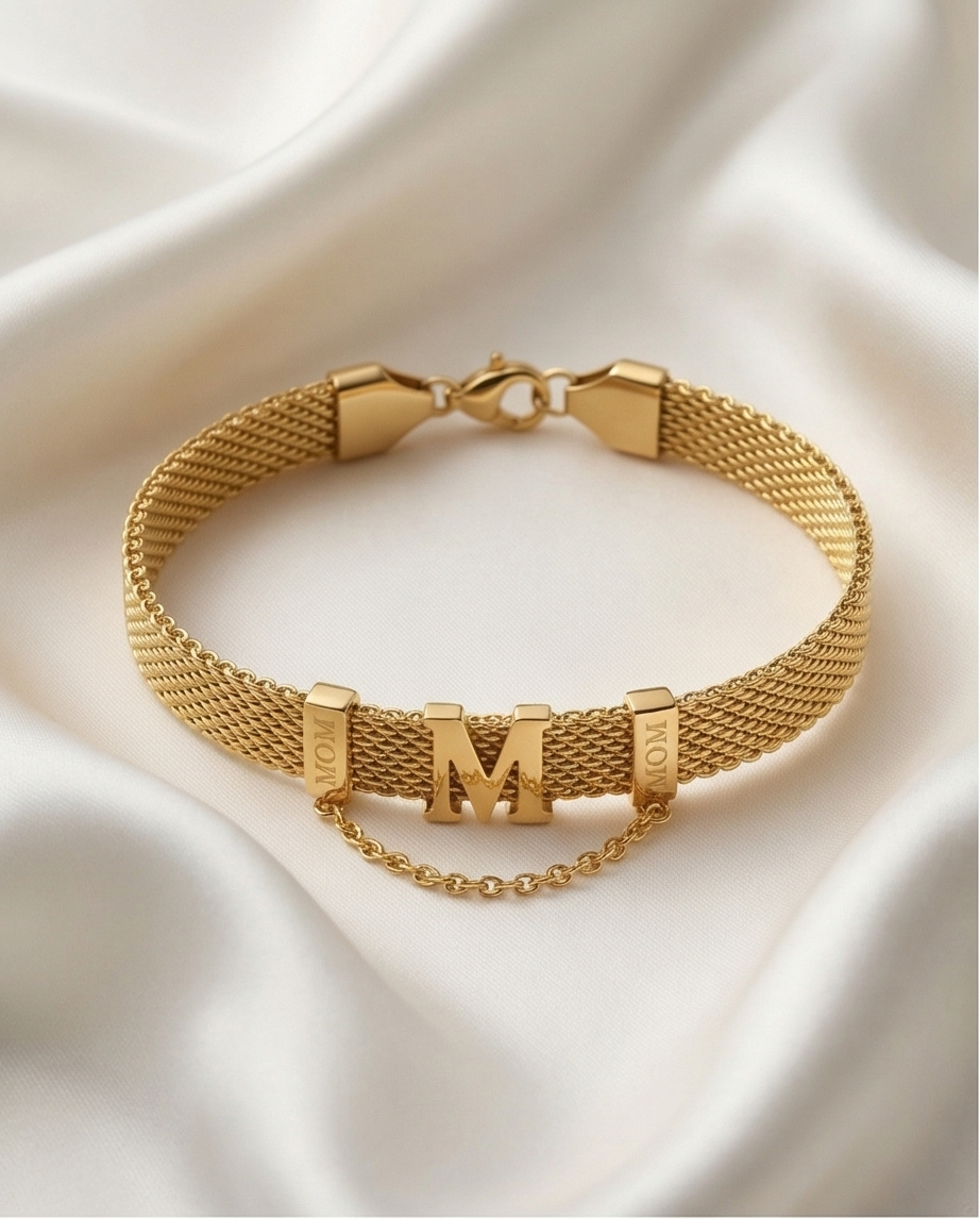 Signature Mom bracelet