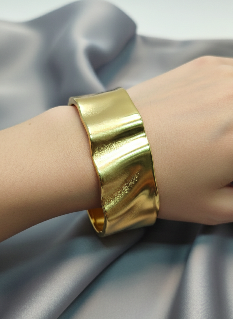 Molten Gold Wave Bangle