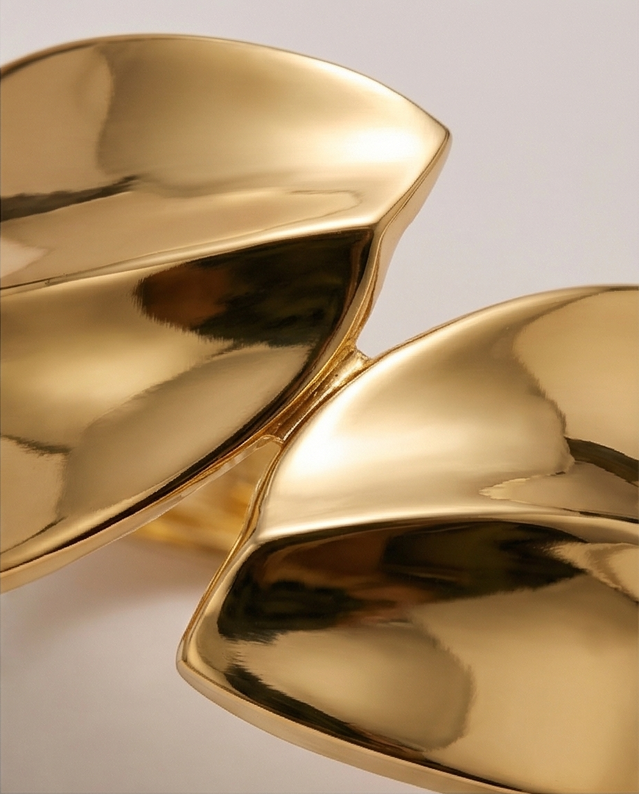 Aura Sculpted Gold Cuff