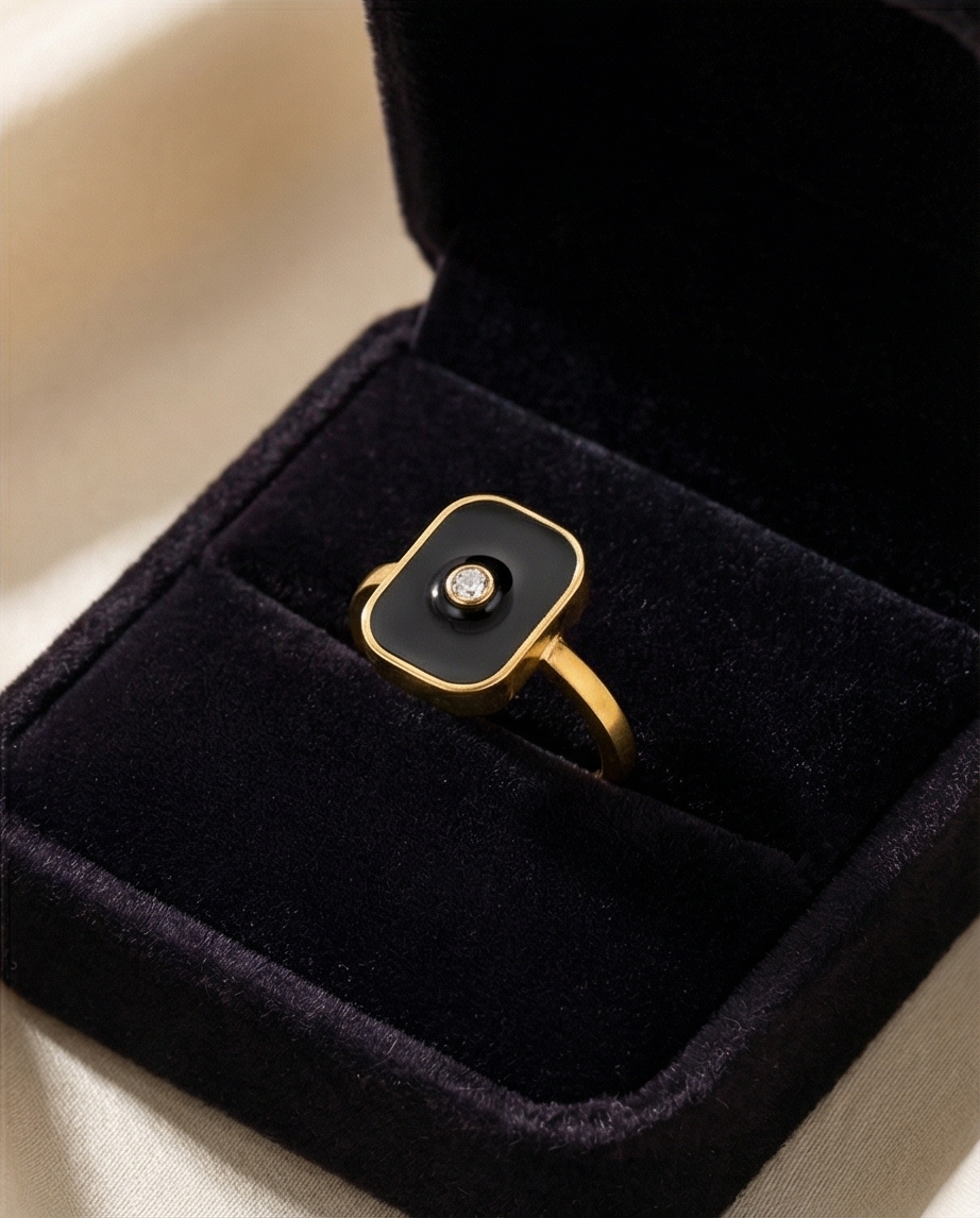 Rectangular Onyx-Style Solitaire Ring