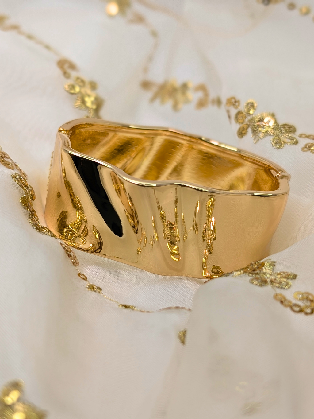 Molten Gold Wave Bangle